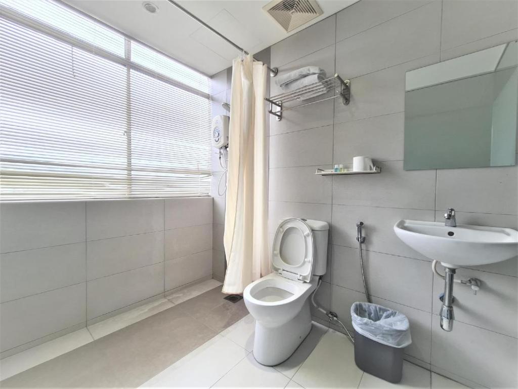 Hotel Merdeka 3*